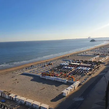 Penthouse En Front De ! Blankenberge